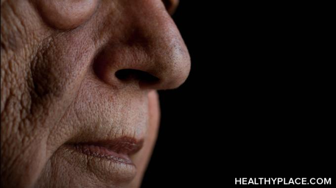 Vad är förhållandet mellan Parkinsons sjukdom och förlust av luktkänsla? Ta reda på hur och varför detta händer, här på HealthyPlace. 