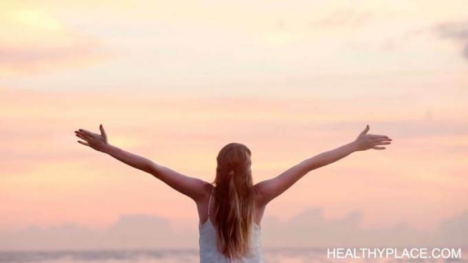 Dessa positiva fakta från HealthyPlace bevisar att att ägna tid åt positivitet kan förbättra din syn och förändra ditt liv. Läs mer här. 