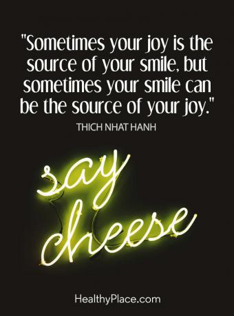 Detta positiva motiverande citat säger - Ibland är din glädje källan till ditt leende, men ibland kan ditt leende vara källan till din glädje.