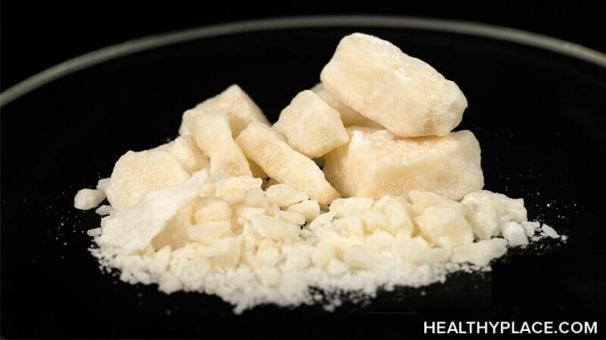 Vad är crack-kokain? Och hur skiljer sig annorlunda från pulveriserad kokain? Crack kokain är raffinerad kokain och är mycket beroendeframkallande. Läs mer.
