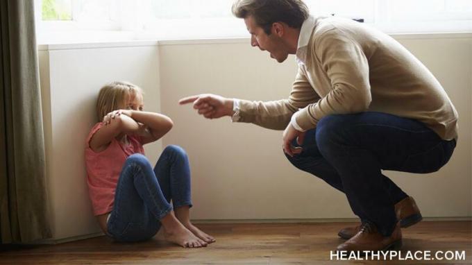 Framgångsrik föräldraskap medan man lever med komplex PTSD kan vara utmanande, men inte omöjligt. Lär dig hur du kan vara den bästa föräldern du kan vara på HealthyPlace.