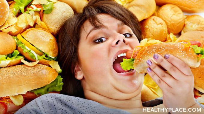 Täcker om matberoende verkligen existerar och om en person kan vara beroende av mat. Plus är ett betydande viktproblem lika matberoende?