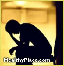 Depression åtföljer ofta fysisk sjukdom, särskilt sköldkörteln och hormonella störningar, vilket kan påverka hjärnkemi och resultera i depression.
