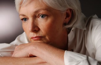 Det kan vara svårt att diagnostisera och behandla ångest hos äldre. Läs dessa tips för effektiv diagnos och behandling av ångestbesvär.