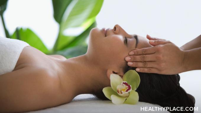 Översikt över massageterapi som en alternativ behandling för depression och om massageterapi fungerar vid behandling av depression.